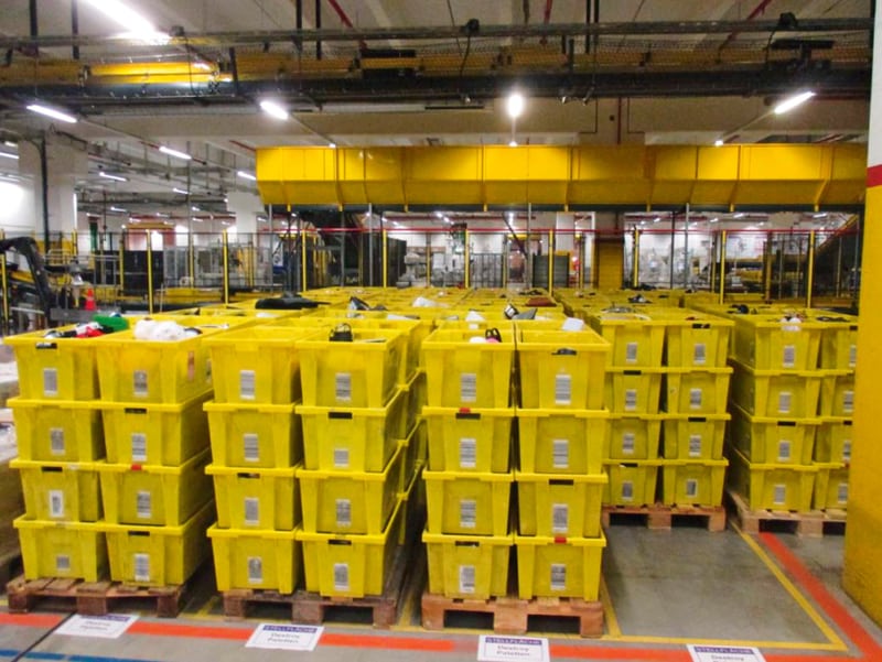 Amazon Lager Paletten Destroy