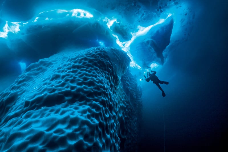 20180330_diver_iceberg_00049