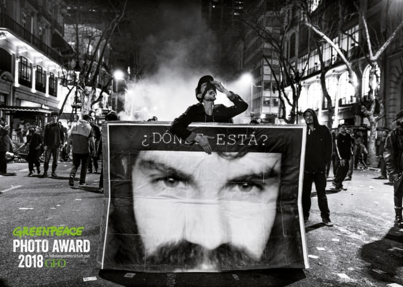 Vermisst: Immer wieder verschwinden Mapuche-Aktivisten. Dieses Foto von Pablo E. Piovano entstand bei einer Massenkundgebung in Buenos Aires