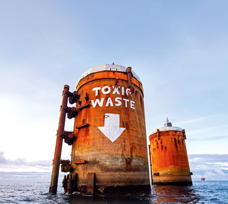 Protests on Shell Brent Oil Platforms in the North Sea