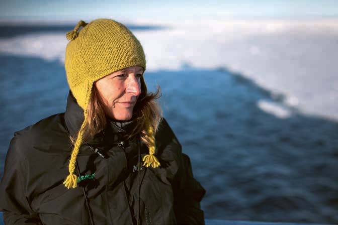 Iris Menn 2010 an Bord der Esperanza in der Arktis.
