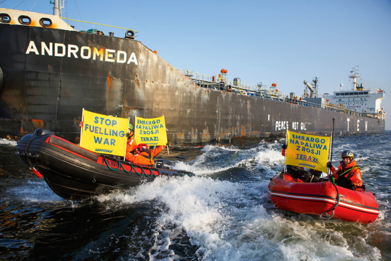 Wie im Fehmarnbelt (siehe Titel) protestierten Greenpace-Aktive auch in Polen gegen Ölimporte aus Russland
