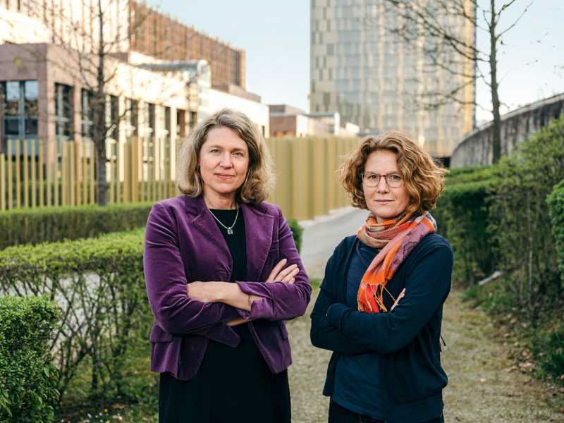 Dr. Roda Verheyen, Anwältin für Umweltrecht (li.) und Nina Treu, Geschäftsführerin Wirtschaft und Gesellschaft, Greenpeace e.V.