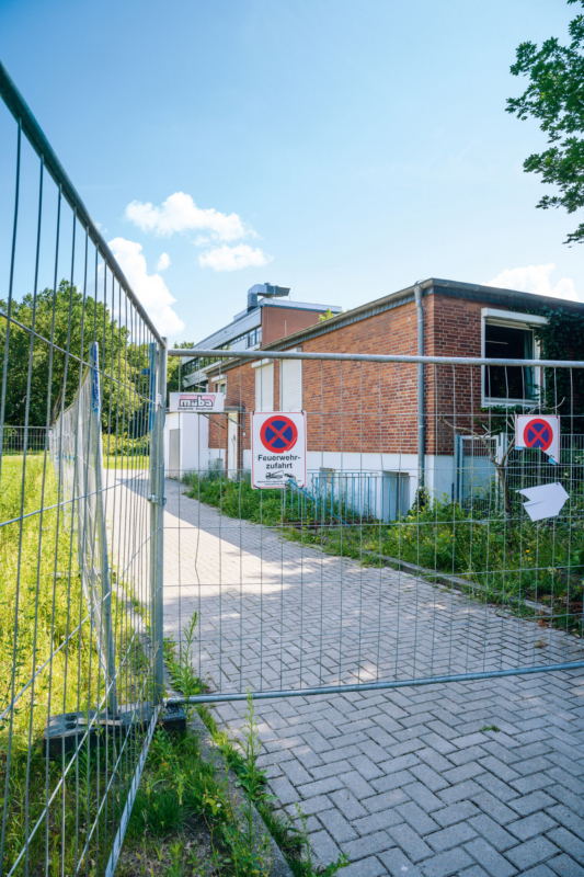Gesperrt wegen Tragwerks­schäden: Das frühere Hauptgebäude der ­Wilhelm-Focke-Oberschule in Bremen